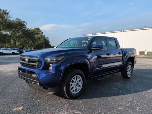 Used 2025 Toyota Tacoma SR5 RWD image 8