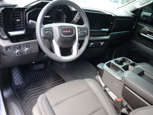 New 2025 GMC Sierra 1500 SLE w/ Preferred Package image 6