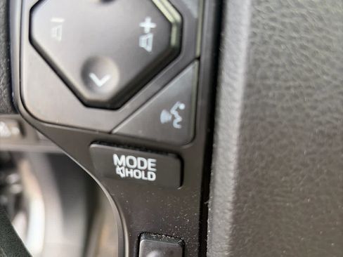 Used 2023 Toyota Tacoma SR AWD/4WD image 28