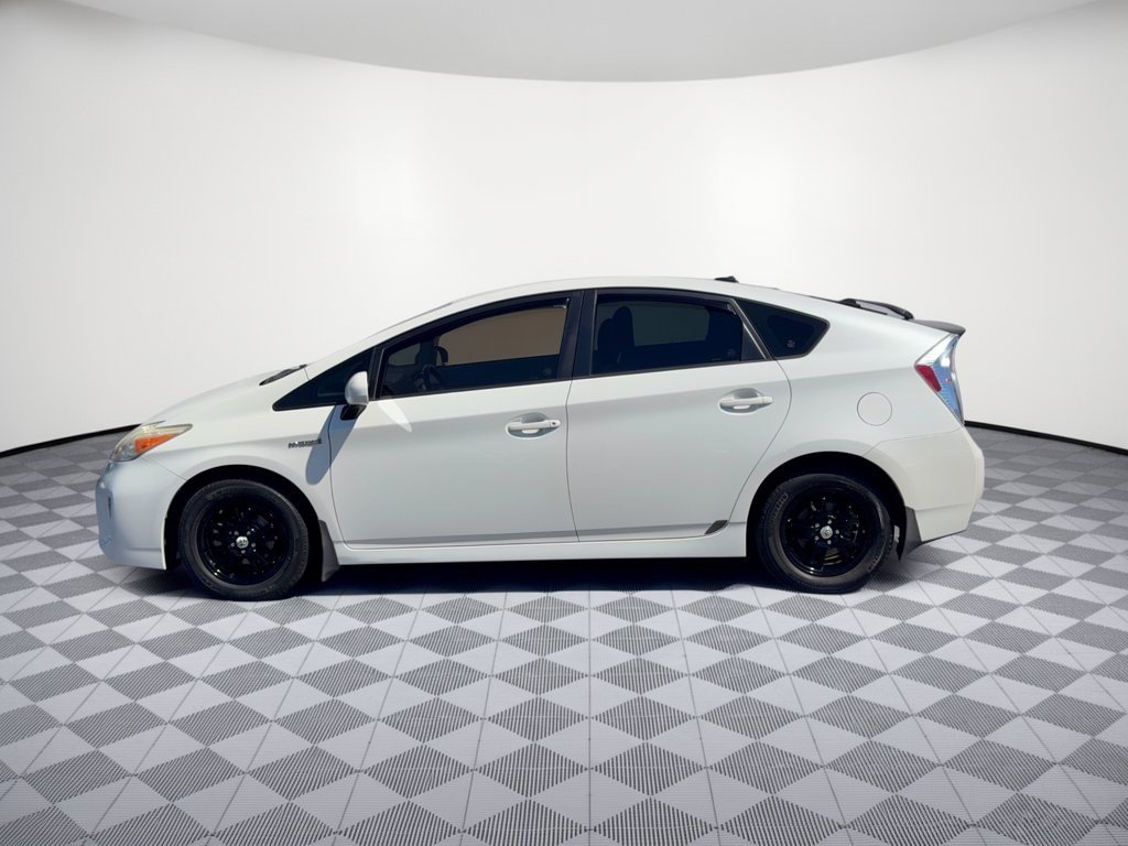 Used 2013 Toyota Prius Four FWD image 2