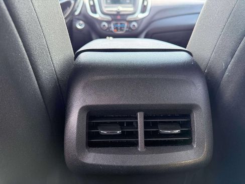Used 2019 Chevrolet Equinox LT AWD/4WD image 8