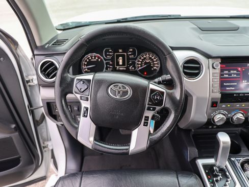Used 2021 Toyota Tundra SR5 w/ SR5 Leather Package RWD image 45