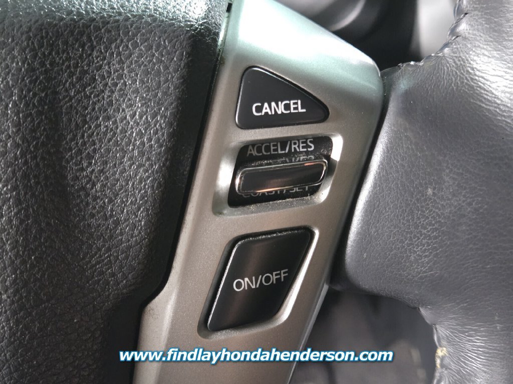 Used 2017 Nissan Titan SV RWD image 27
