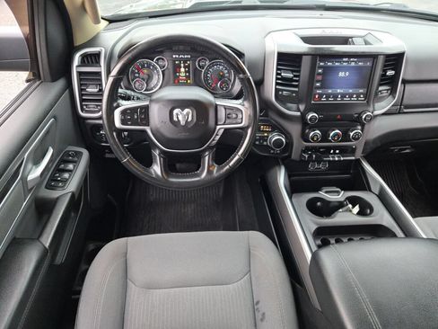 Used 2020 RAM 1500 Big Horn AWD/4WD image 6