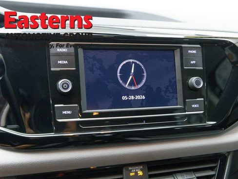 Used 2022 Volkswagen Taos S AWD/4WD image 17