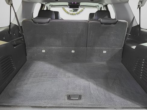 Used 2018 GMC Yukon XL SLT w/ Open Road Package image 31