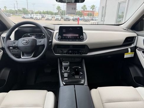 New 2026 Nissan Rogue Dark Armor FWD image 27