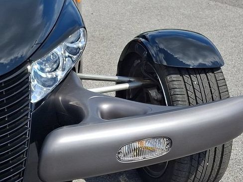 Used 1999 Plymouth Prowler RWD image 9