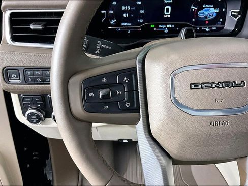 Certified 2024 GMC Yukon Denali w/ Denali Reserve Package AWD/4WD image 9