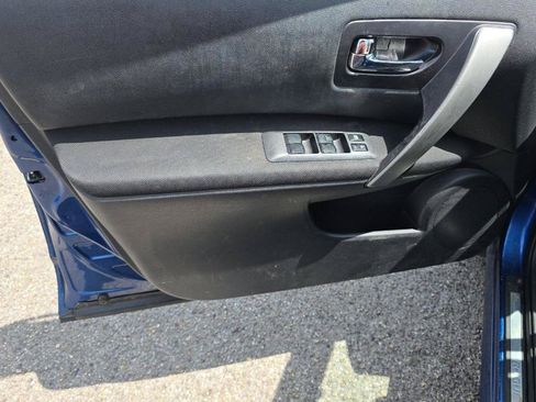 Used 2010 Nissan Rogue SL FWD image 10
