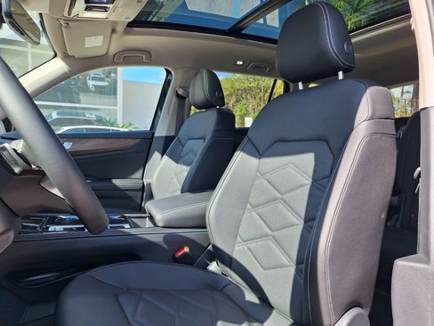 New 2026 Volkswagen Atlas SE image 16