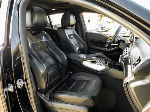Used 2022 Mercedes-Benz GLE 53 AMG 4MATIC Coupe w/ AMG Night Package image 32