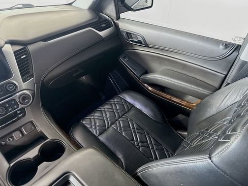 Used 2019 Chevrolet Tahoe LS AWD/4WD image 24