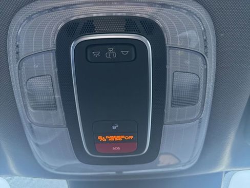 Used 2024 Hyundai Elantra SEL image 21