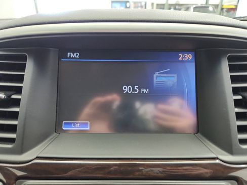 Used 2015 Nissan Pathfinder SL w/ SL Tech Package AWD/4WD image 18