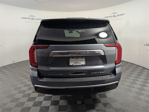 Used 2021 GMC Yukon Denali w/ Denali Premium Package image 4