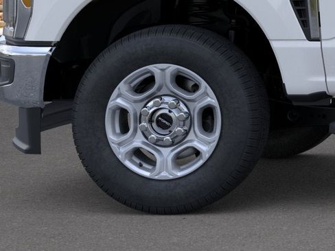 New 2026 Ford F250 XLT w/ 360-Degree Camera Package AWD/4WD image 19