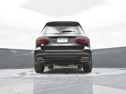 Used 2022 Mercedes-Benz GLB 250 4MATIC image 38