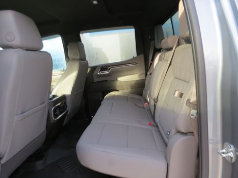 Used 2025 Chevrolet Silverado 1500 LTZ w/ Technology Package AWD/4WD image 14