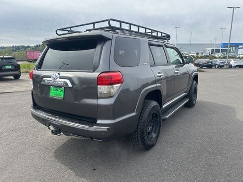 Used 2010 Toyota 4Runner SR5 AWD/4WD image 7