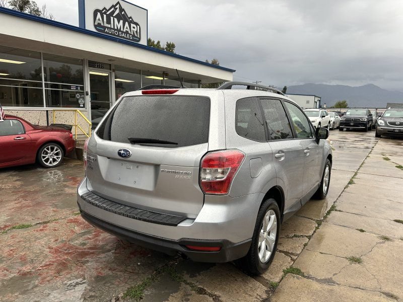 Used 2014 Subaru Forester 2.5i Premium w/ All-Weather Package AWD/4WD image 7