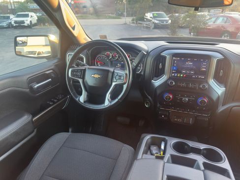 Used 2019 Chevrolet Silverado 1500 LT w/ Texas Edition image 15