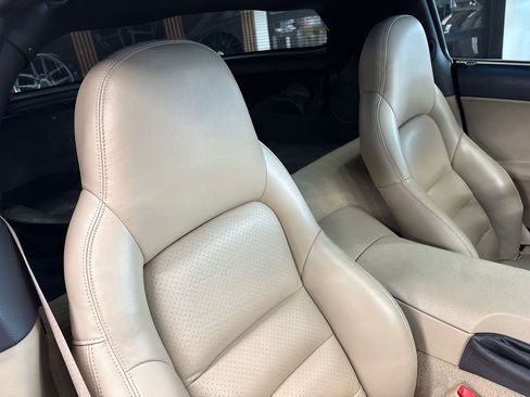 Used 2007 Chevrolet Corvette Coupe w/ Preferred Equipment Group image 52