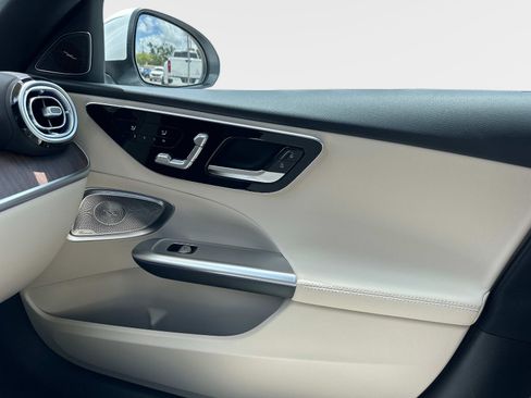 New 2025 Mercedes-Benz C 300 C 300 4MATIC Sedan image 24