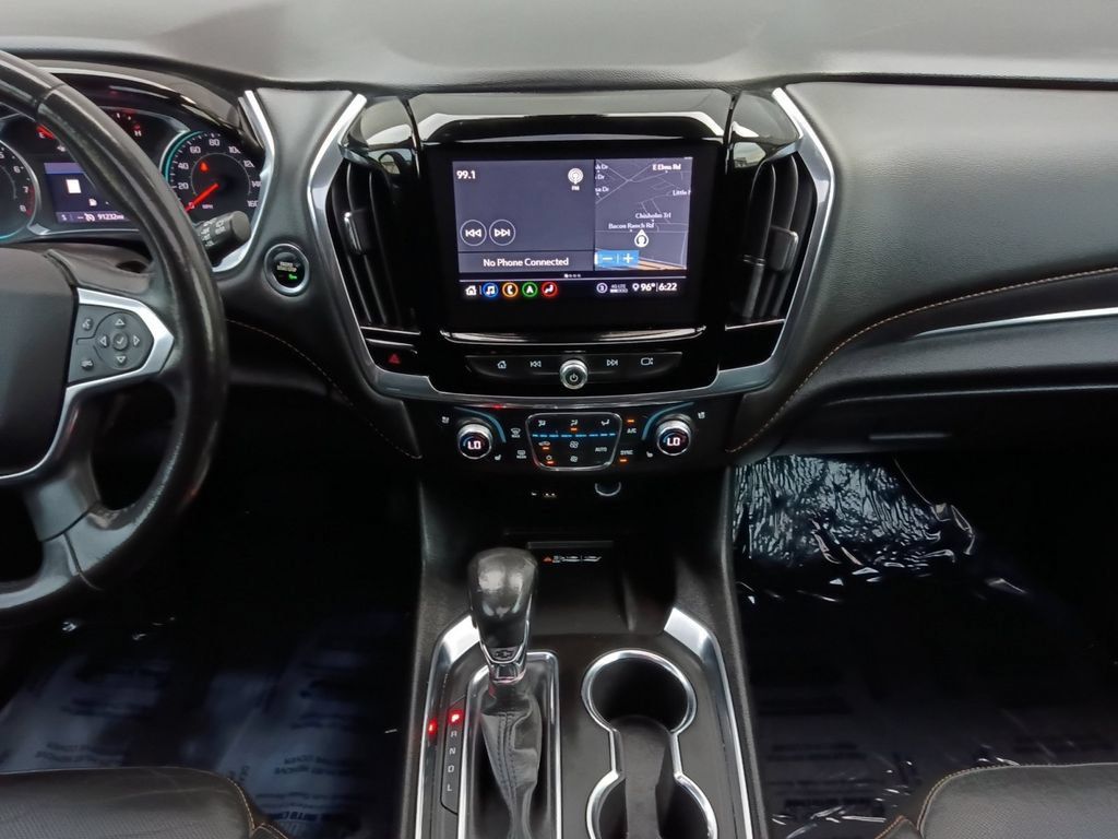 Used 2021 Chevrolet Traverse Premier w/ Redline Edition FWD image 3