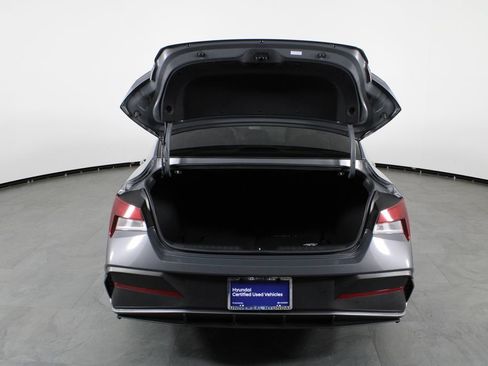 Certified 2025 Hyundai Elantra Sport FWD image 17