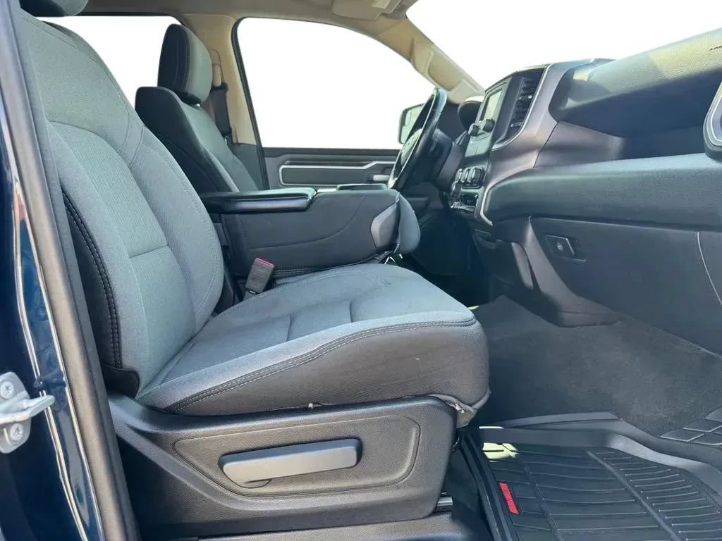 Used 2019 RAM 1500 Big Horn AWD/4WD image 15