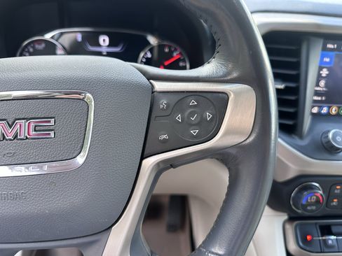 Used 2022 GMC Acadia Denali w/ Denali Ultimate Package FWD image 21