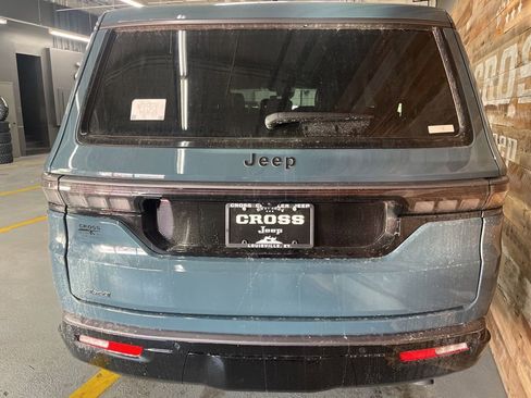 New 2026 Jeep Grand Wagoneer L Limited image 23