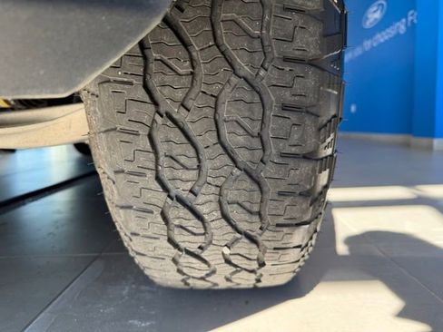 Used 2024 Ford Ranger XLT w/ Equipment Group 301A High AWD/4WD image 17