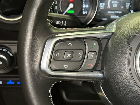 Used 2023 Jeep Wrangler Unlimited Sahara w/ Cold Weather Group AWD/4WD image 23