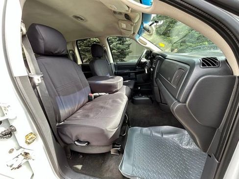 Used 2005 Dodge Ram 2500 Truck SLT w/ Off-Road Group image 33