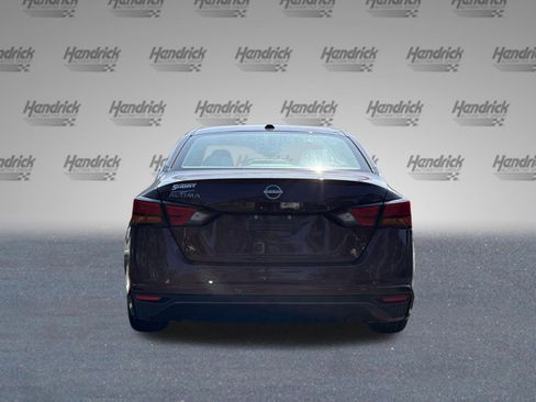 Used 2025 Nissan Altima 2.5 SV image 8
