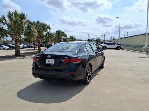 Certified 2024 Nissan Sentra SV FWD image 5