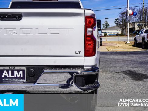 Used 2025 Chevrolet Silverado 2500 LT w/ Convenience Package AWD/4WD image 17