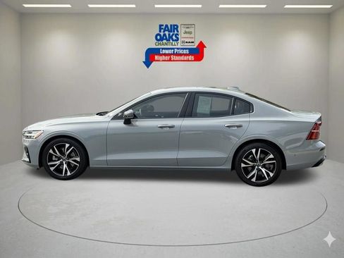 Used 2025 Volvo S60 B5 Plus FWD image 10