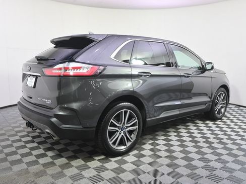 Used 2019 Ford Edge Titanium w/ Equipment Group 301A AWD/4WD image 7