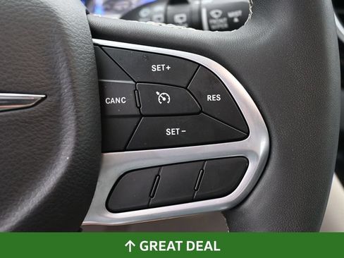 Used 2023 Chrysler Voyager LX FWD image 37