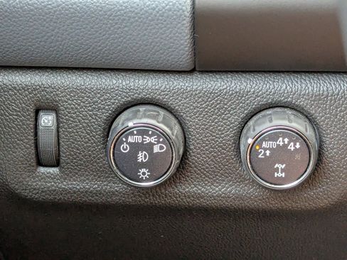 Used 2018 Chevrolet Colorado Z71 image 26