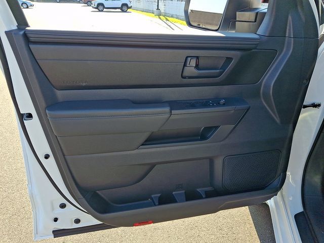 Used 2023 Toyota Tundra SR AWD/4WD image 12