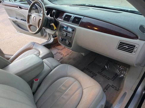 Used 2008 Buick Lucerne CXL w/ Luxury Package image 25