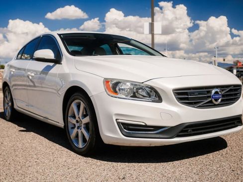 Used 2016 Volvo S60 T5 Premier w/ Convenience Package image 1