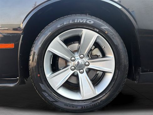 Used 2022 Dodge Challenger SXT RWD image 25