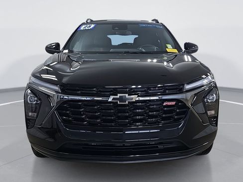 Certified 2025 Chevrolet Trax RS w/ Sunroof Package image 10