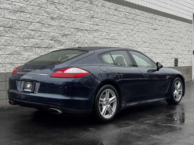 Used 2013 Porsche Panamera 4 w/ Bose Audio Pkg AWD/4WD image 3