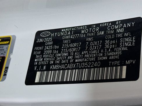 Certified 2026 Hyundai Kona SE AWD/4WD image 32